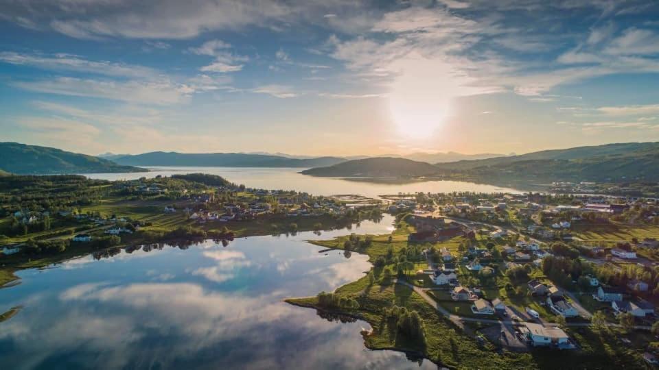 Sorreisa Hotell Nordstraumen Exteriör bild