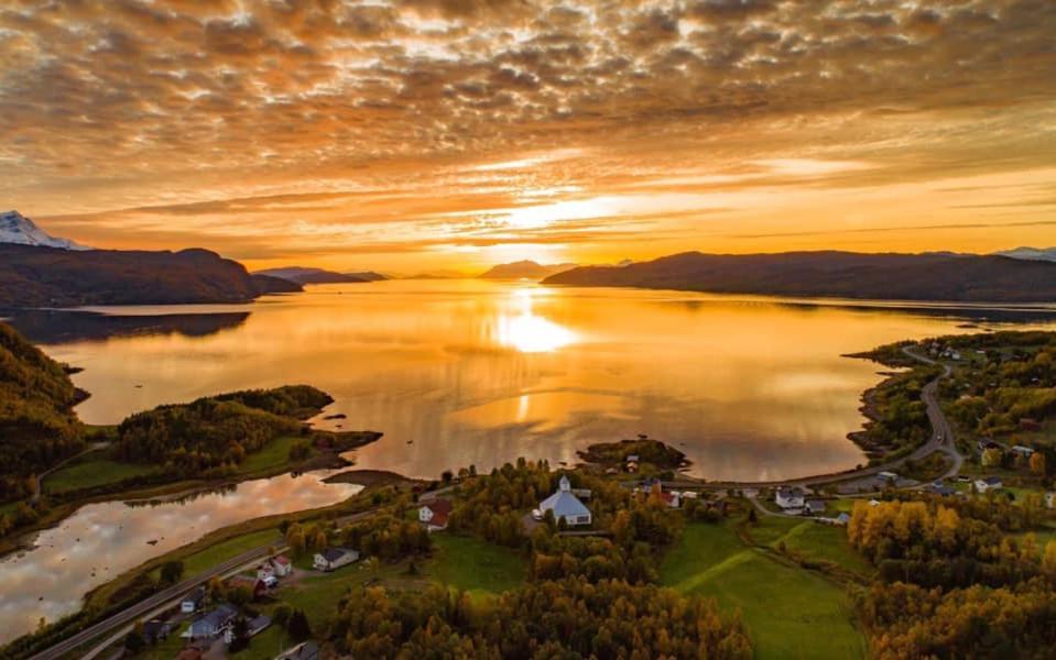 Sorreisa Hotell Nordstraumen Exteriör bild